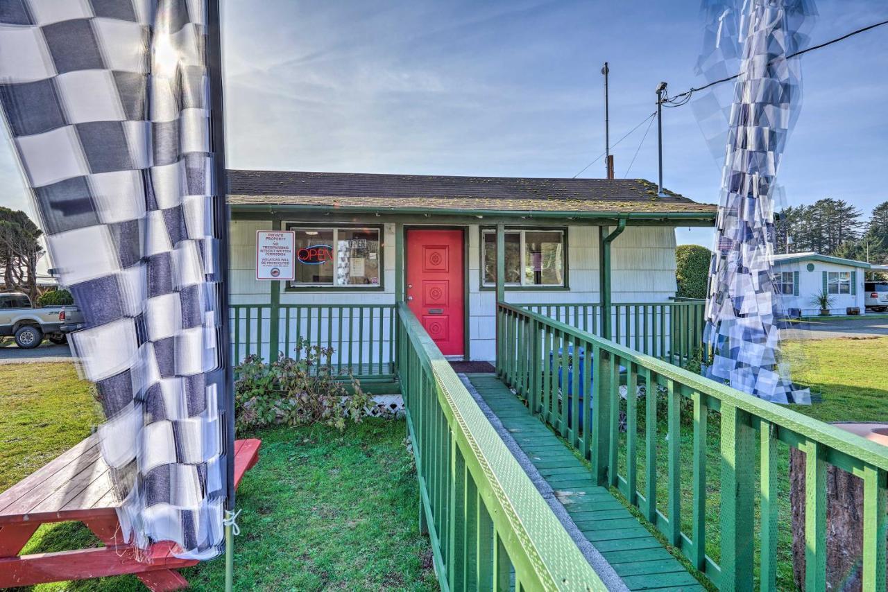 Smith River Vintage Cabin Oceanfront Deck And Views Экстерьер фото